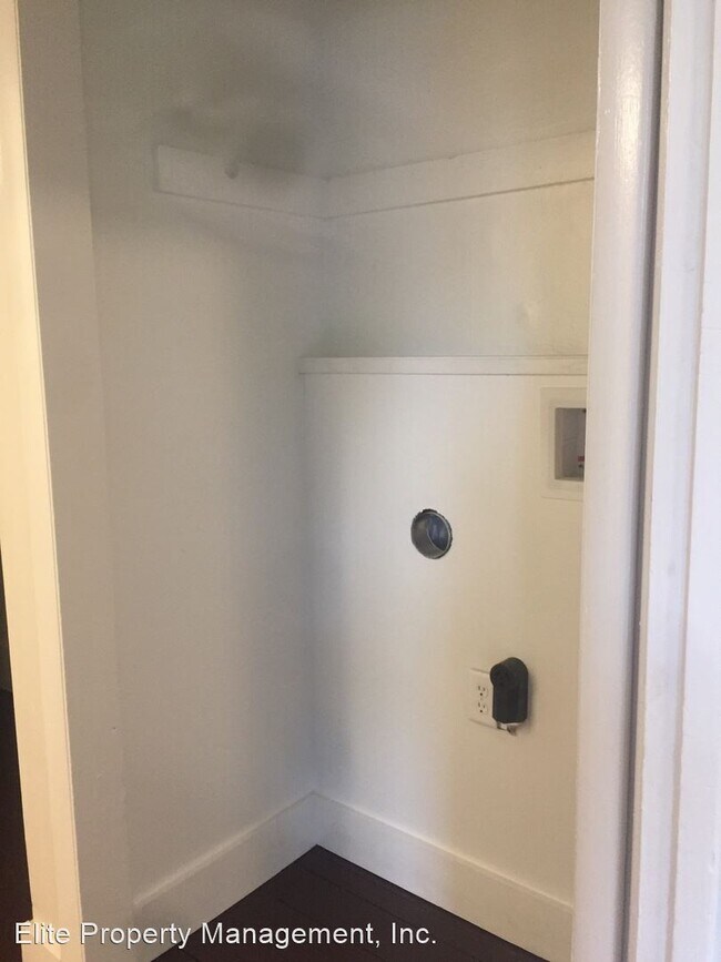 Building Photo - 1 br, 1 bath House - 229 Front St., Apt. 1