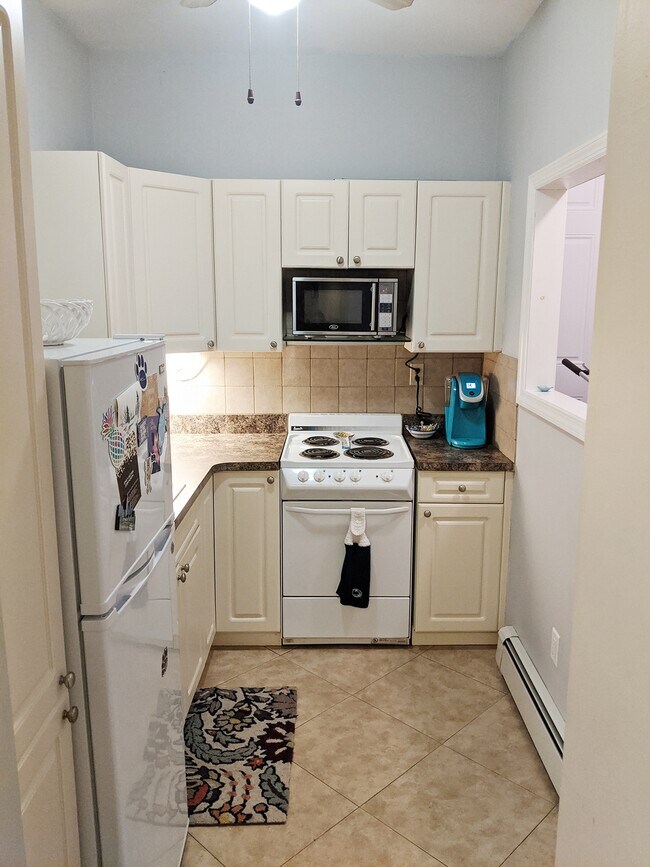 Foto del edificio - 17 Hillside Ave