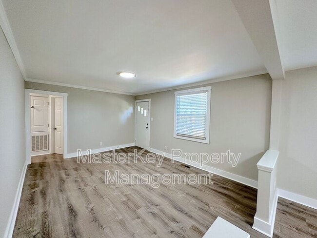 Building Photo - 1705 Patton Rd