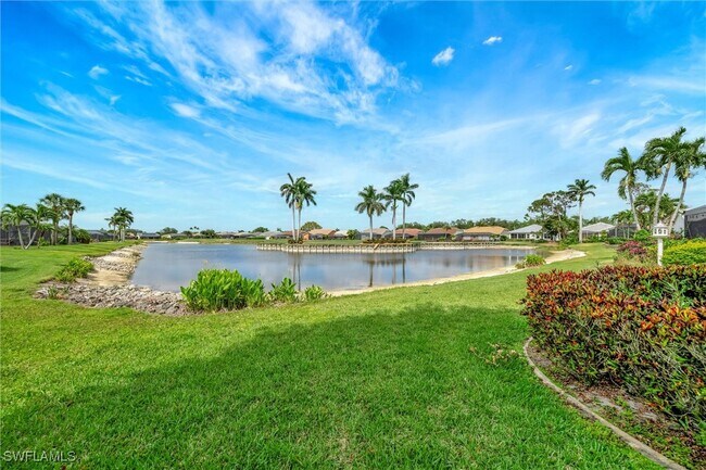 Foto del edificio - 9341 White Hickory Ln