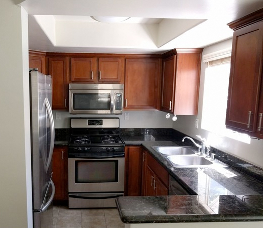 Kitchen - 604 Sea Cliff Way