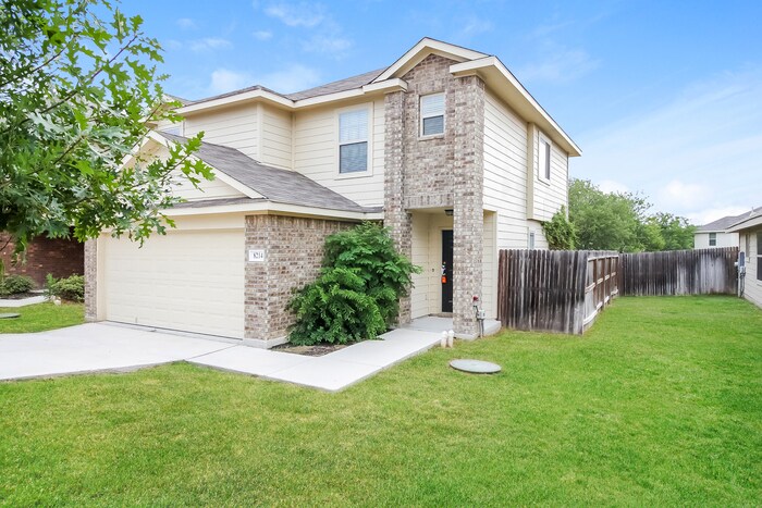 Foto principal - Tesoro Hills - 8214 Tesoro Hills, San Anto...