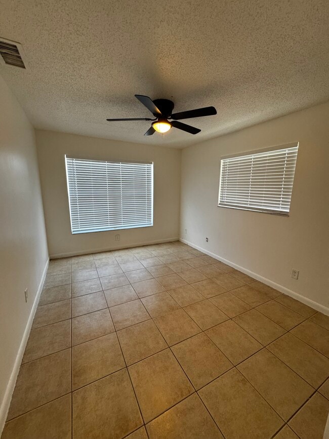 Building Photo - 5959 Caribbean Blvd