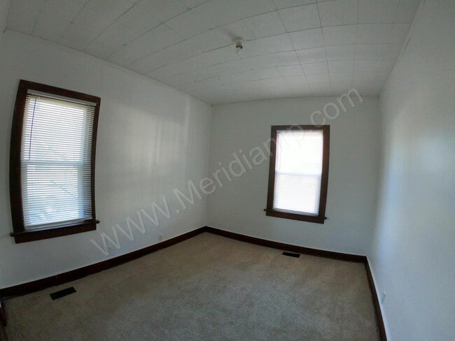 Building Photo - 442 E Wildwood Ave