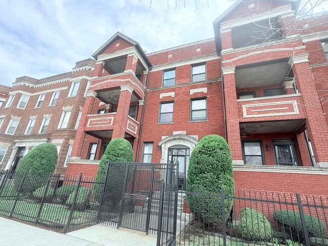 Foto del edificio - 1509 E 65th St