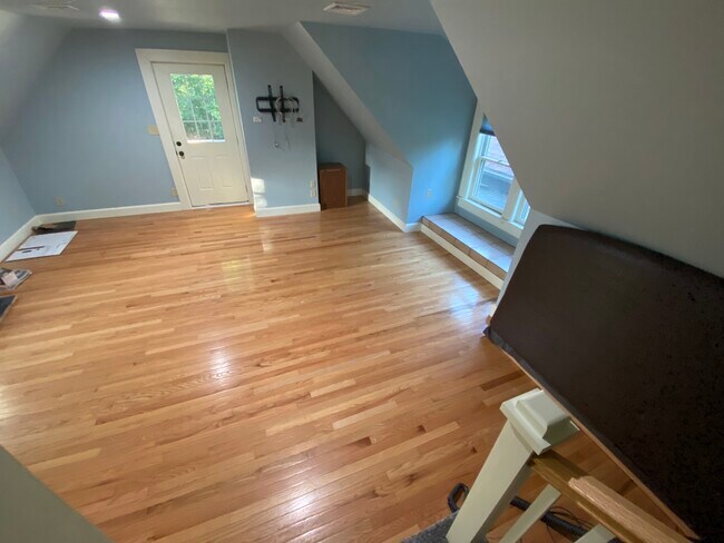 Looking into the living room - 39 Main St
