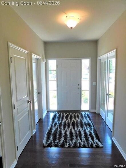 Building Photo - 20955 Oak Ridge Dr