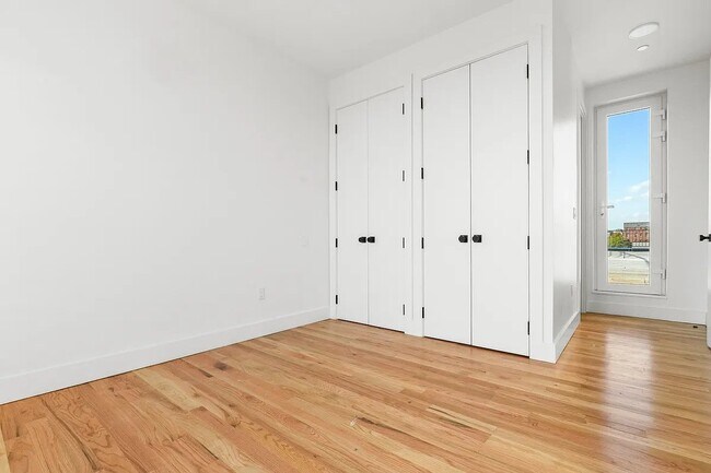 Foto del edificio - 271 E 28th St