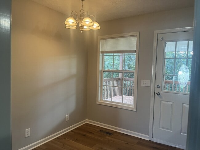 Building Photo - 119 Boardwalk Way
