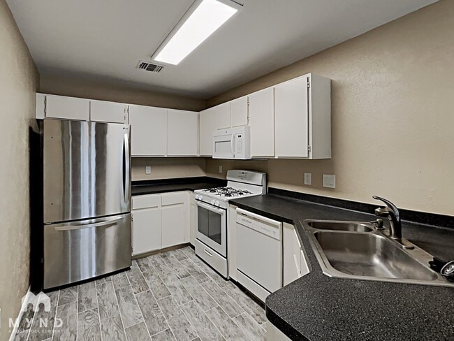 Foto del edificio - 12331 Tomanet Trail