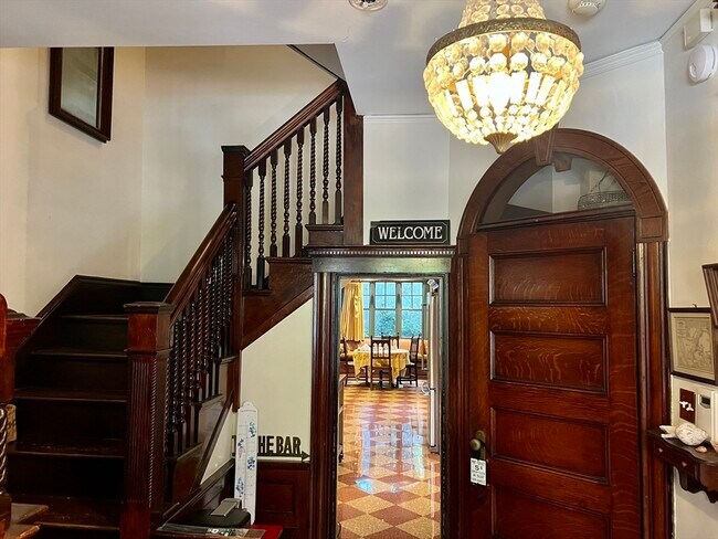 Foto del edificio - 684 Washington St
