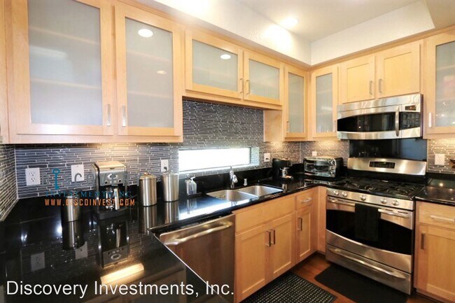 Building Photo - 2 br, 2.5 bath House - 307 Zephyr Drive