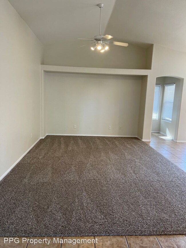 Building Photo - 3 br, 2 bath House - 14936 N 133rd Dr