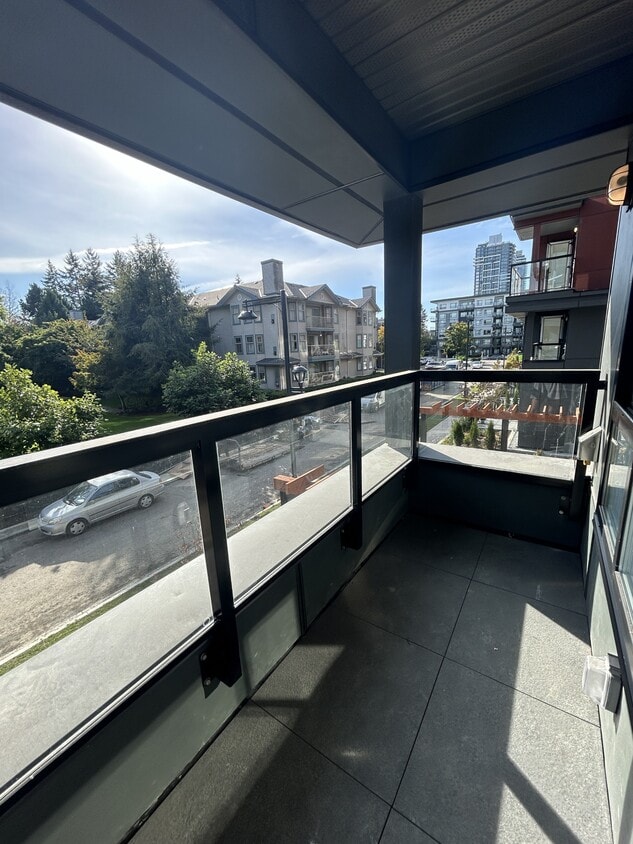 Primary Photo - 13858-13108 108 Ave