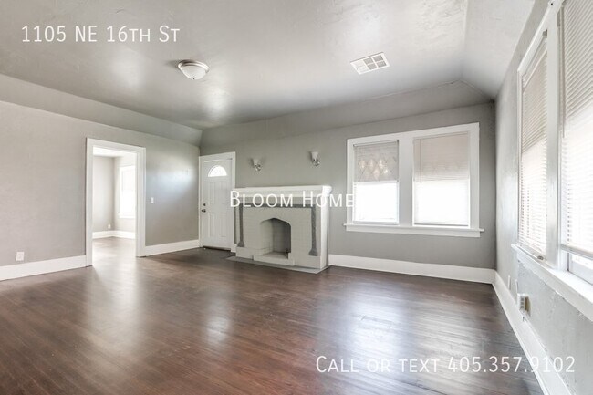 Foto del edificio - 1105 NE 16th St