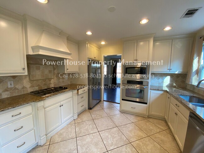 Building Photo - 2414 Traywick Chase