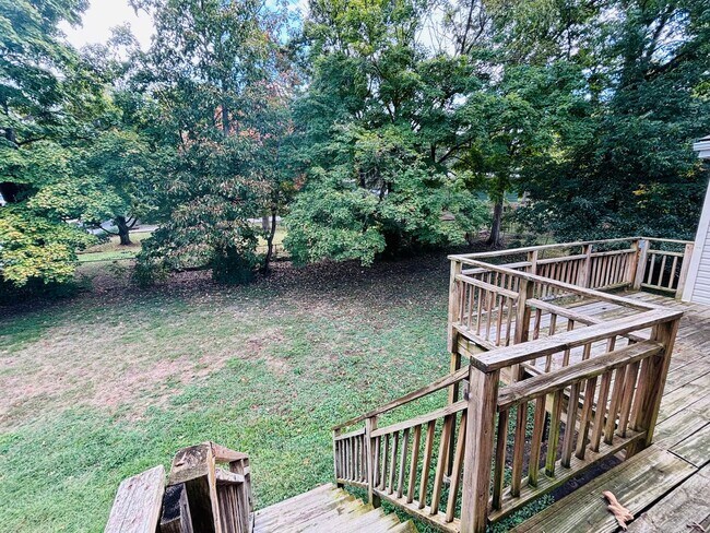 Foto del edificio - Great Location near Wal-Mart