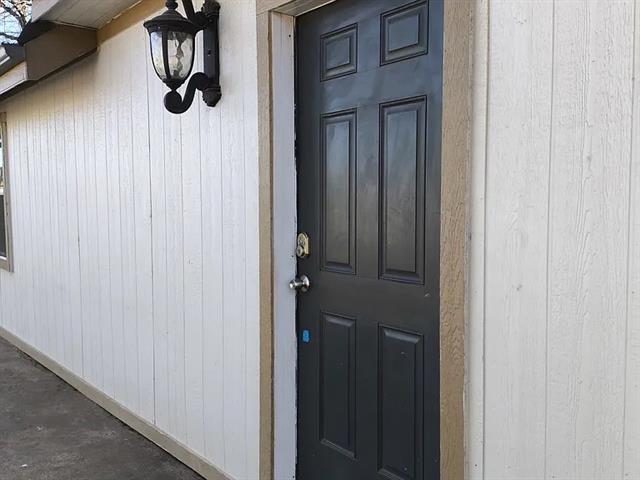 Building Photo - 512 Irby Ln