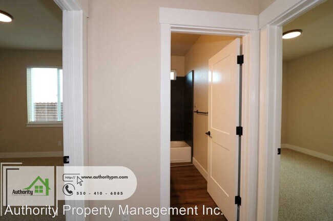 Foto del edificio - 4 br, 2.5 bath House - 4122 Haleakala Ave.