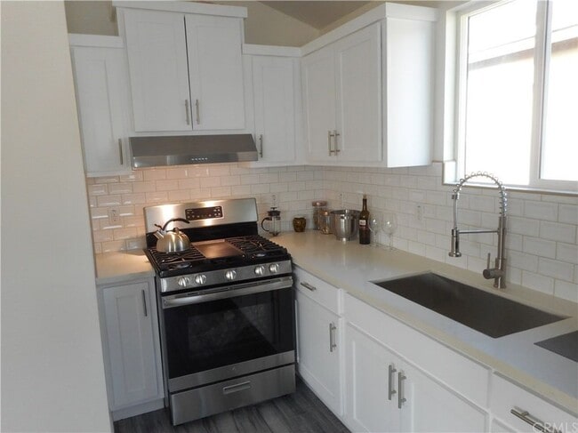 Building Photo - 3523 Percy St