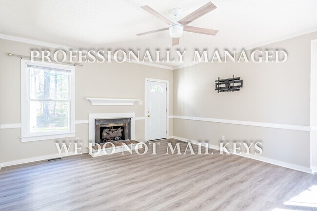 Building Photo - 125 Willow Oaks Court