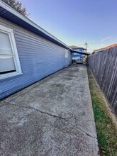 Building Photo - 1409 10th St