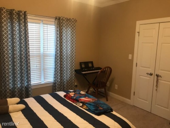 Building Photo - 108 Dobbers Creek Dr