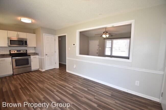 Building Photo - 3 br, 2 bath House - 921 Hollydale Ln