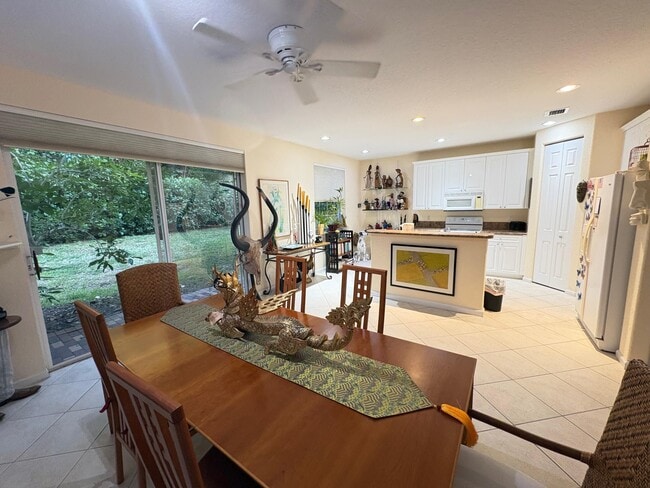 Building Photo - 67 Legacy Ct