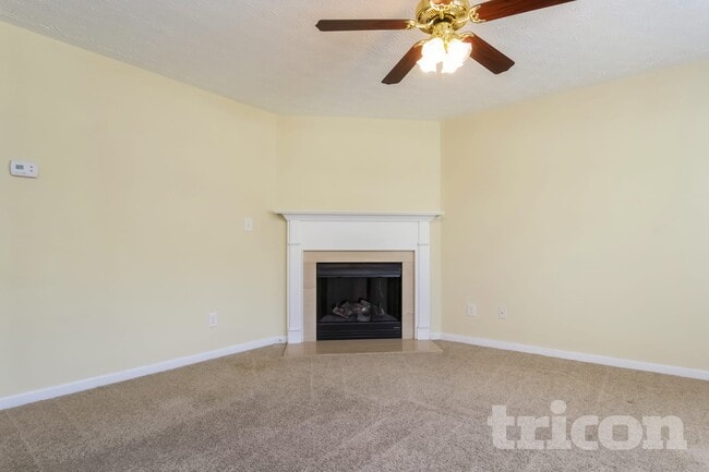 Foto del edificio - 1436 Little Creek Dr