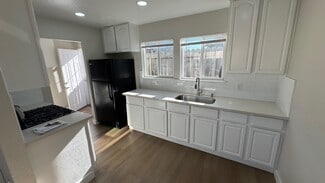 Building Photo - 538 Douglas Ave