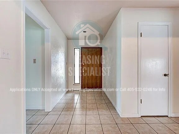 Foto del edificio - West Norman 3 Bed 2 Bath Home!