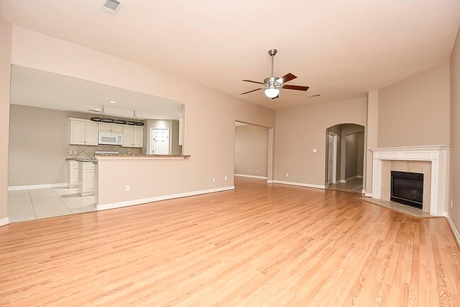 Foto del edificio - 23730 Ayscough Ln