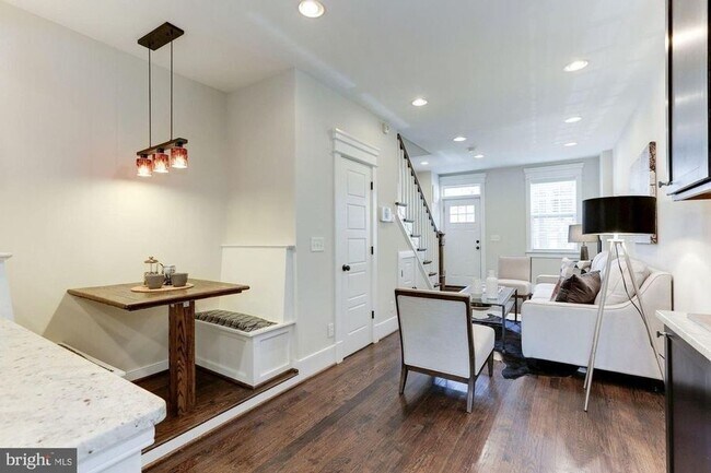 Foto del edificio - 635 20th St NE