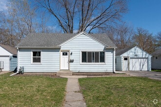 Building Photo - 221 Norton St