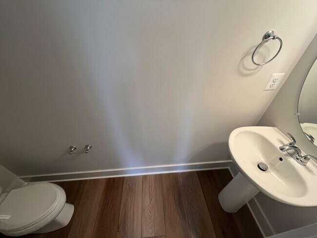 Foto del edificio - 9438 Alquist St, Glen Allen, VA, 23060