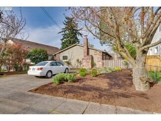 Building Photo - 4515 SE 70th Ave