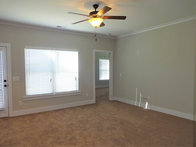 Foto del edificio - Home for rent in Calera, AL! Available to View Now!!!