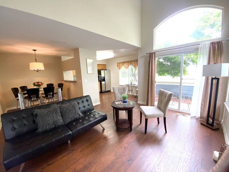 Foto principal - 9647 Deer Horn Ct