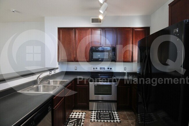 Foto del edificio - 1348 S Sabino Dr