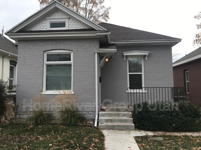 Foto del edificio - 920 Princeton Ave S