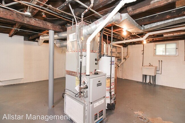 Building Photo - 3 br, 2.5 bath House - 3434 Fortune