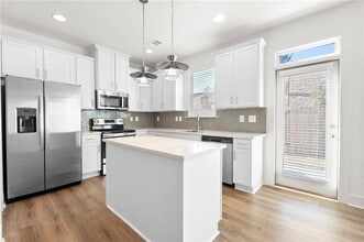 Building Photo - 2469 Honey Wy