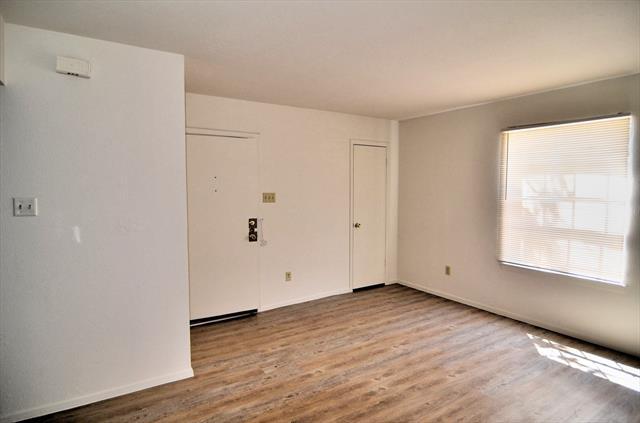 Building Photo - 1814 Randolph Dr