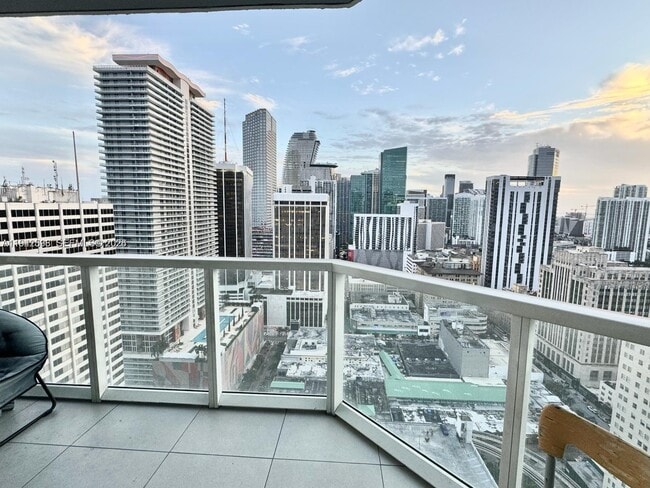 Building Photo - 253 NE 2nd St