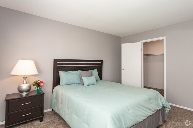 Apartamento de 2HAB, 1BA - Brandt OH LP