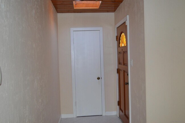 Foto del edificio - 14552 Garden Rd