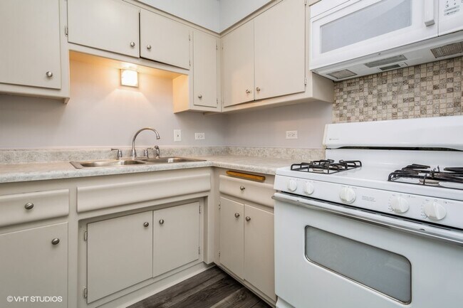 Foto del edificio - 4137 W 47th St