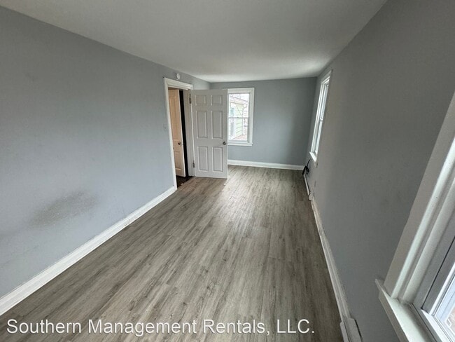Building Photo - 2 br, 1 bath House - 30 McAllister St.