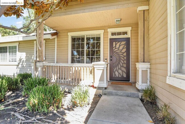 Building Photo - 1271 Hallmark Way